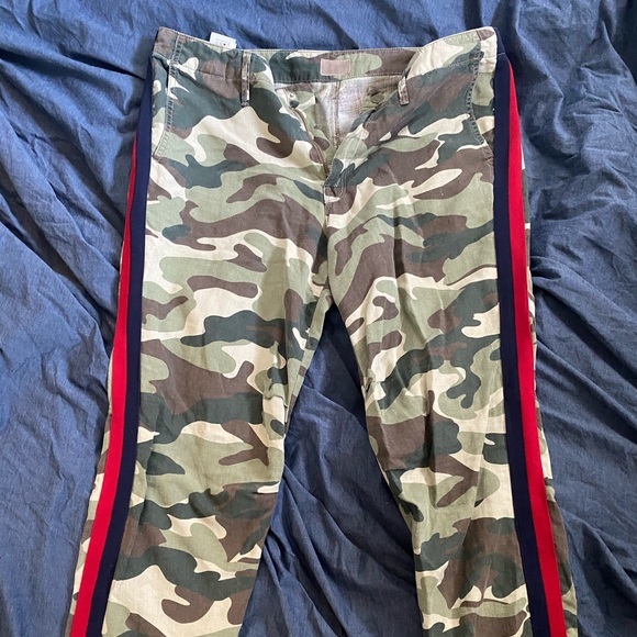 mother no zip misfit